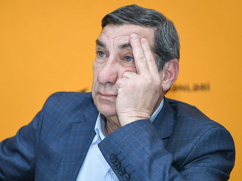 Xalq artisti Arif Quliyevdən danışıb AĞLADI: "Qalmağa yeri, yeməyə çörəyi yox idi" - VİDEO