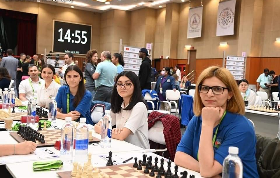 Şahmat Olimpiadası: Azərbaycan millisi Ermənistanı darmadağın etdi