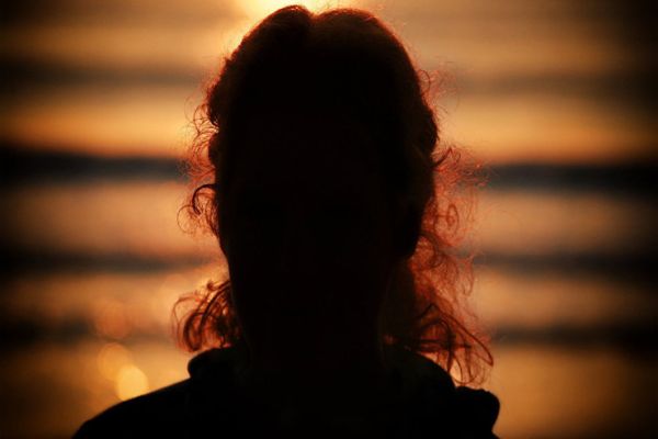 Gənc oğlan bibisi qızını kafedə tapdı: "Pivə süzürdü..." - Şok TƏFƏRRÜAT