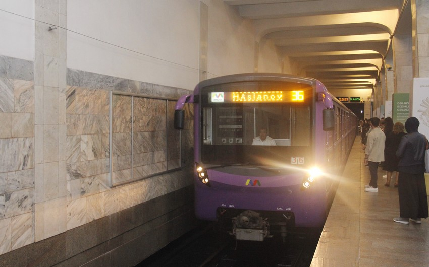 Bakı metrosunda nə baş verib? - Qatarlar gecikir - RƏSMİ AÇIQLAMA