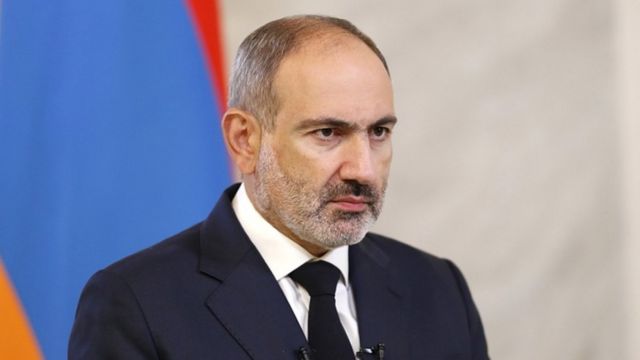 Rusiya vəziyyəti dəyişir, Paşinyan qaçacaq - Badalyan