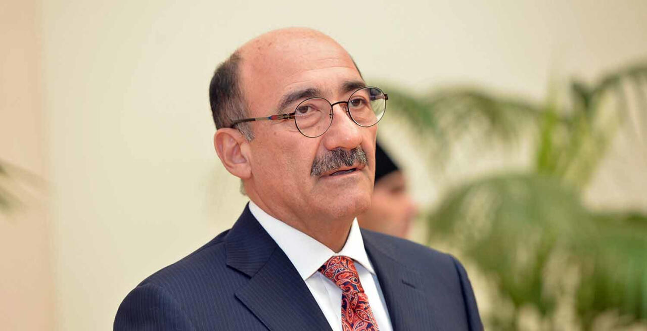 Əbülfəs Qarayevin ölkədən çıxışına qadağa qoyulub?