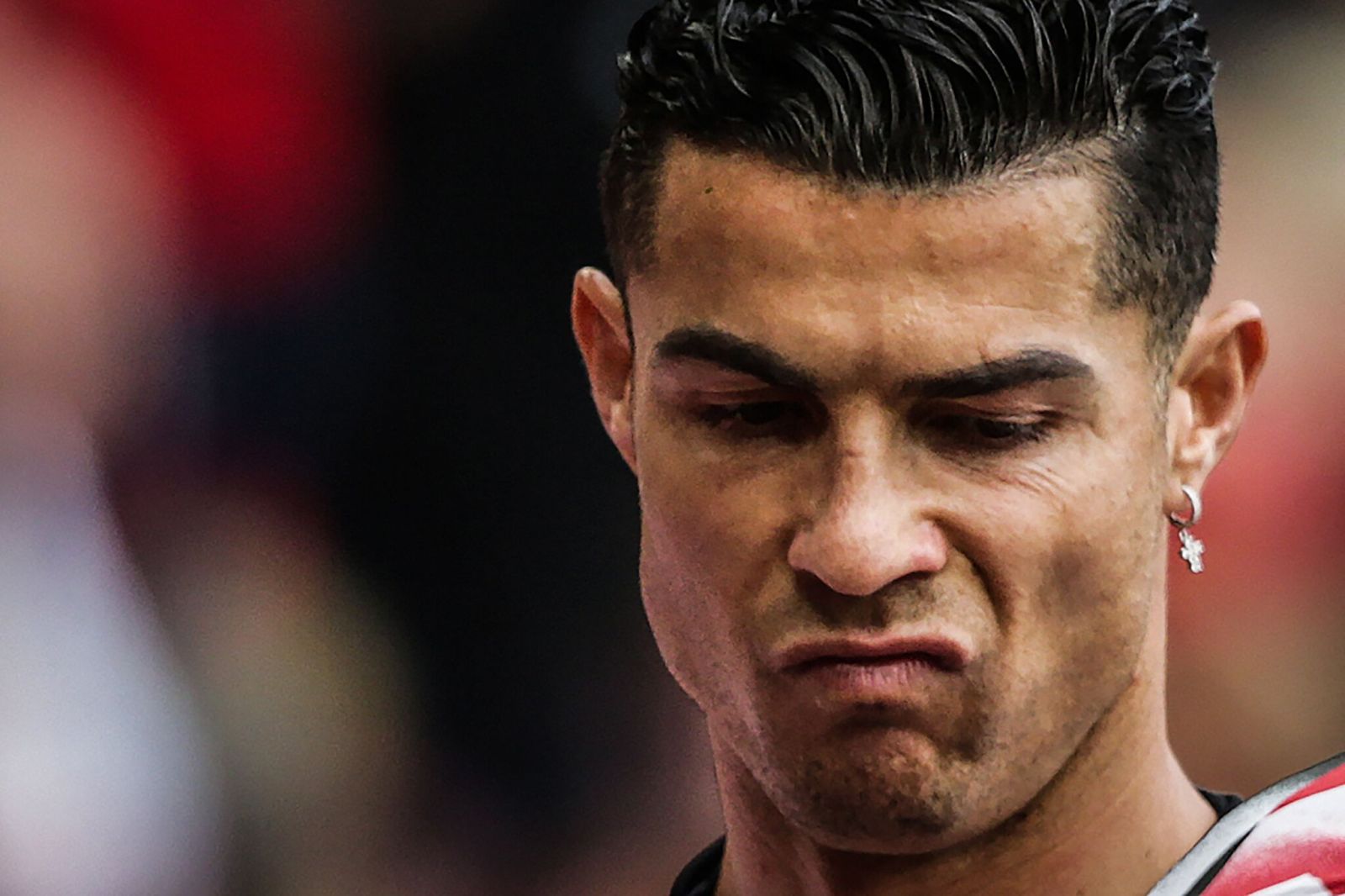 Ronaldo bu klubla razılaşdı, maaşda da güzəşt etdi