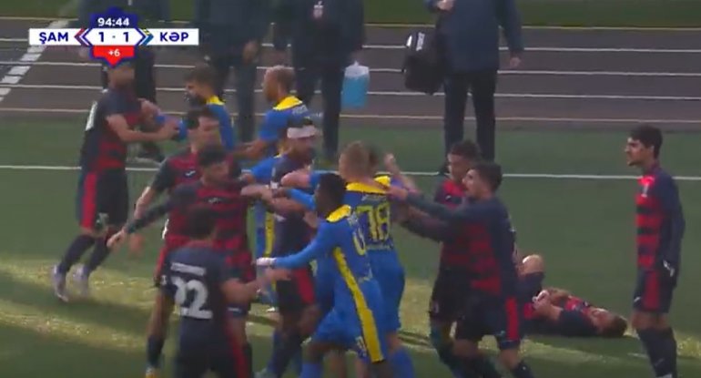 "Şamaxı" - "Kəpəz" oyununda dava düşdü - VİDEO