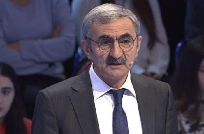 "Qələmin gücünün nə olduğunu bilməyənlər media kapitanları oldu" - Aslan İsmayılov