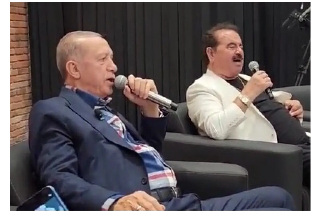 Ərdoğan İbrahim Tatlısəslə mahnı oxudu - VİDEO