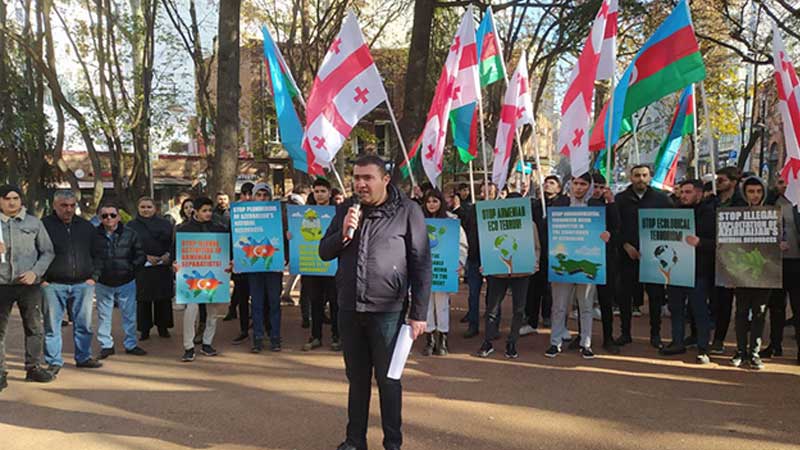 Tiblisidə ölkəmizdəki ekoloji terrorla bağlı aksiya keçirildi (FOTOLAR)