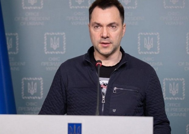 Sabiq müşavirindən Zelenski ilə bağlı İDDİA