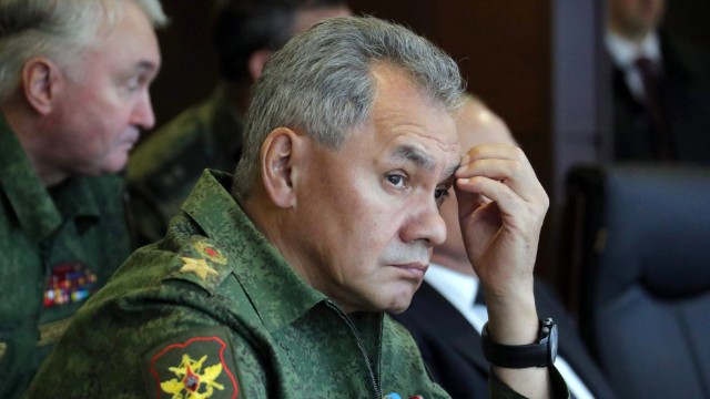 Sergey Şoyqu Hindistana getdi