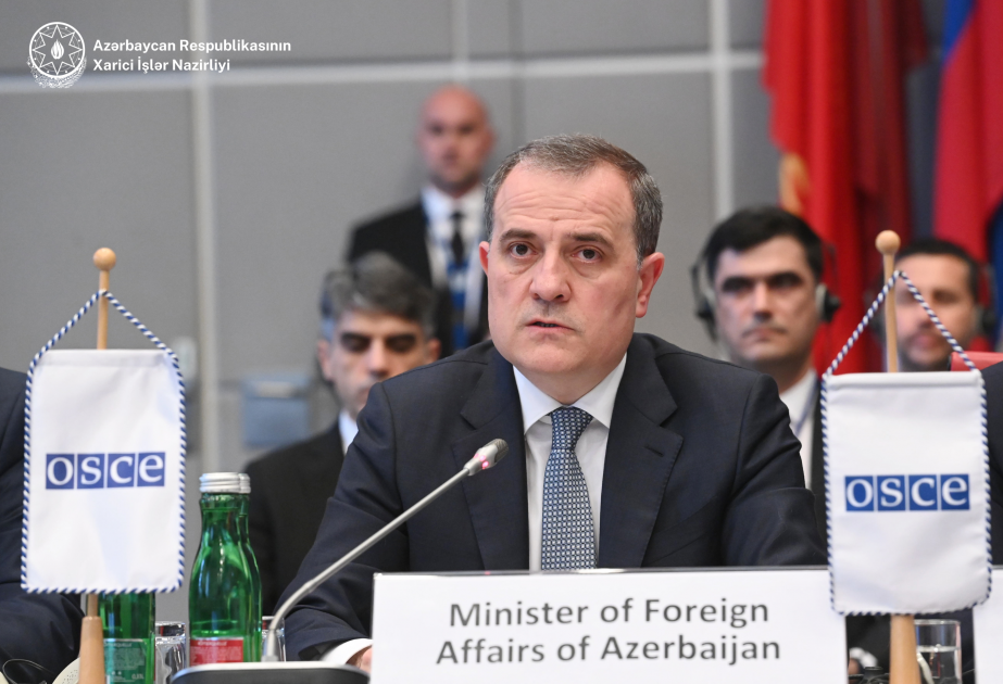 Sülh sazişi mətni üzərində danışıqlar aparılır - Bayramov