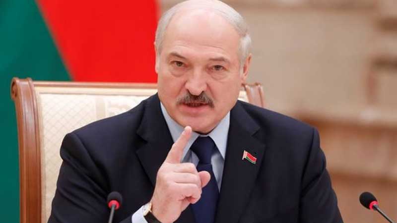 Lukaşenko Krımla bağlı "gizli razılaşmanı" açdı, Peskov təkzib etdi