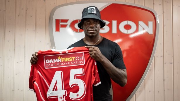 Balotelli yenə qalmaqala səbəb oldu - Təfərrüat 