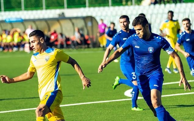 Tovuzda azarkeşlər meydana girməyə çalışdılar - VİDEO