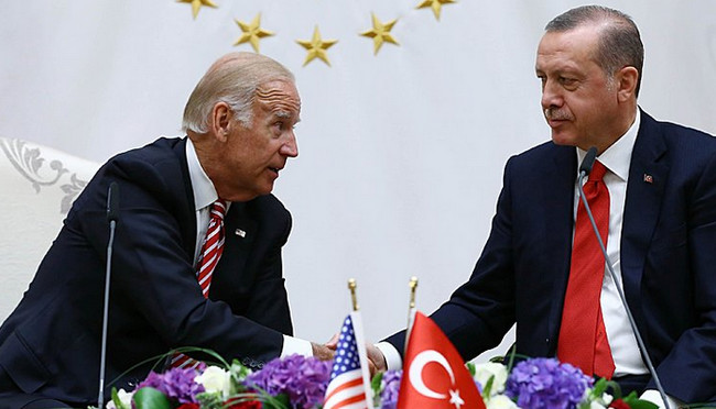 “Qərb Rusiyaya qarşı sanksiyalar tətbiq etmək üçün Türkiyəni şantaj etməyə çalışır”