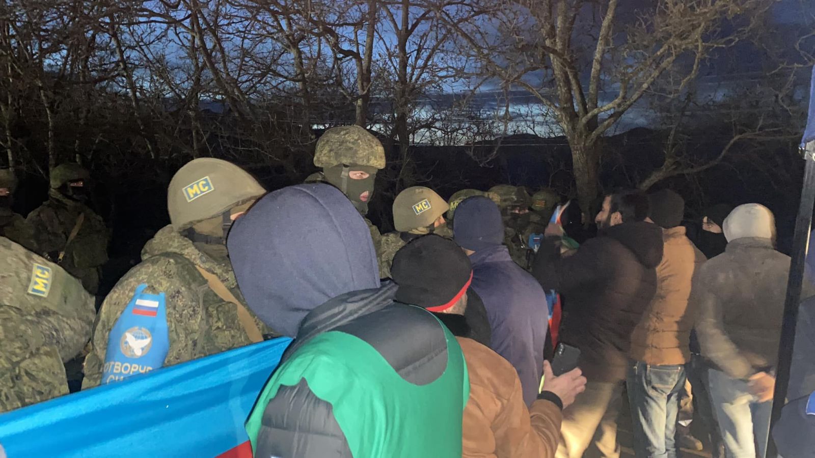 Şuşa-Xankəndi yolunda etiraz aksiyası bu gecə də davam edəcək - FOTO