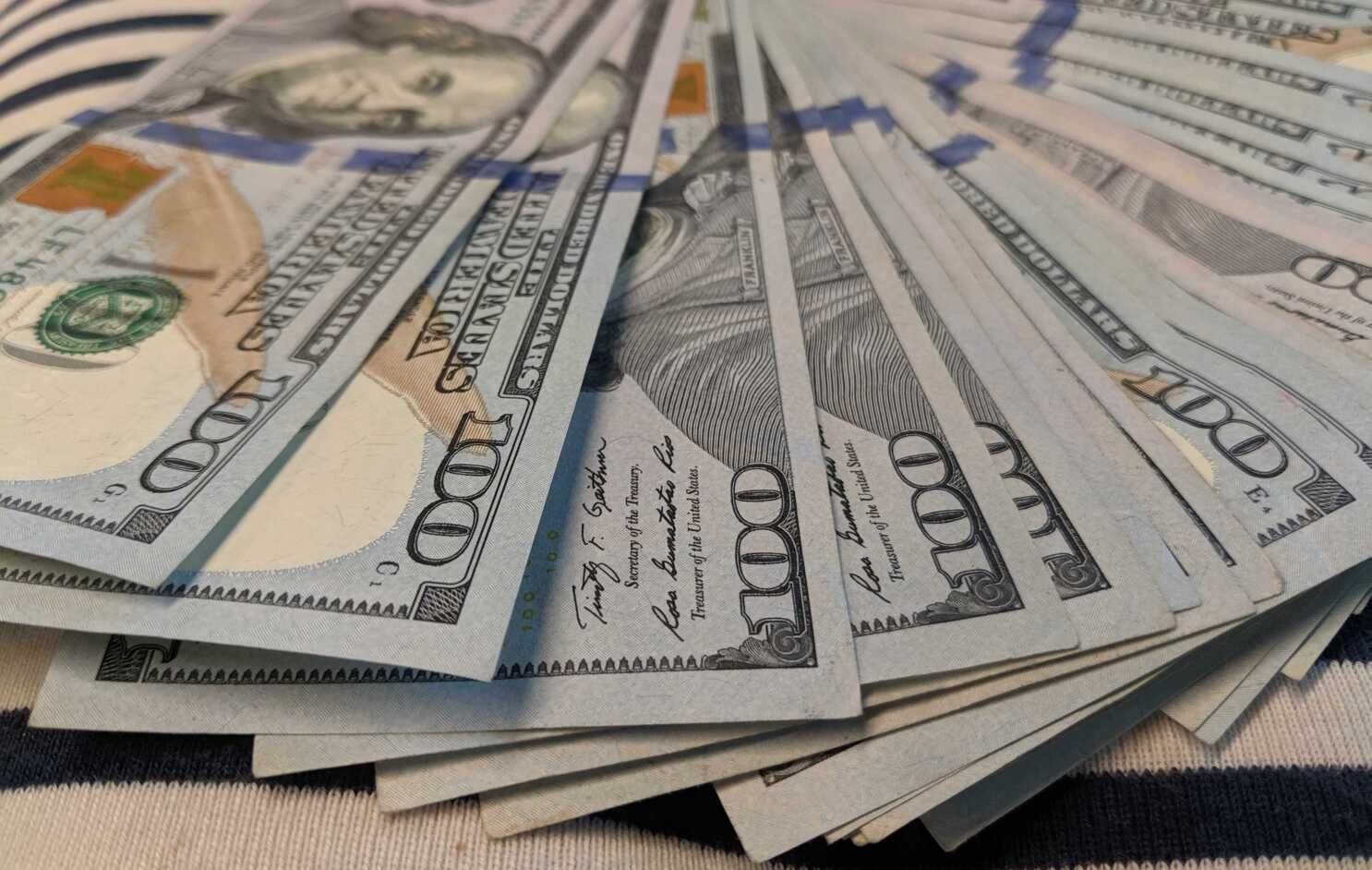 Dollar necə hazırlanır? – Maraqlı faktlar