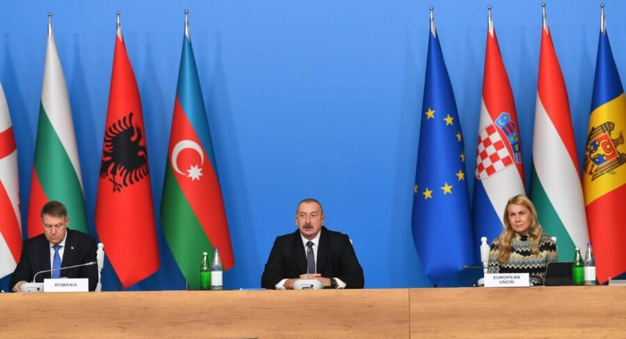  Enerji böhranı Qərbi narahat edən məsələdir və buna görə də ...