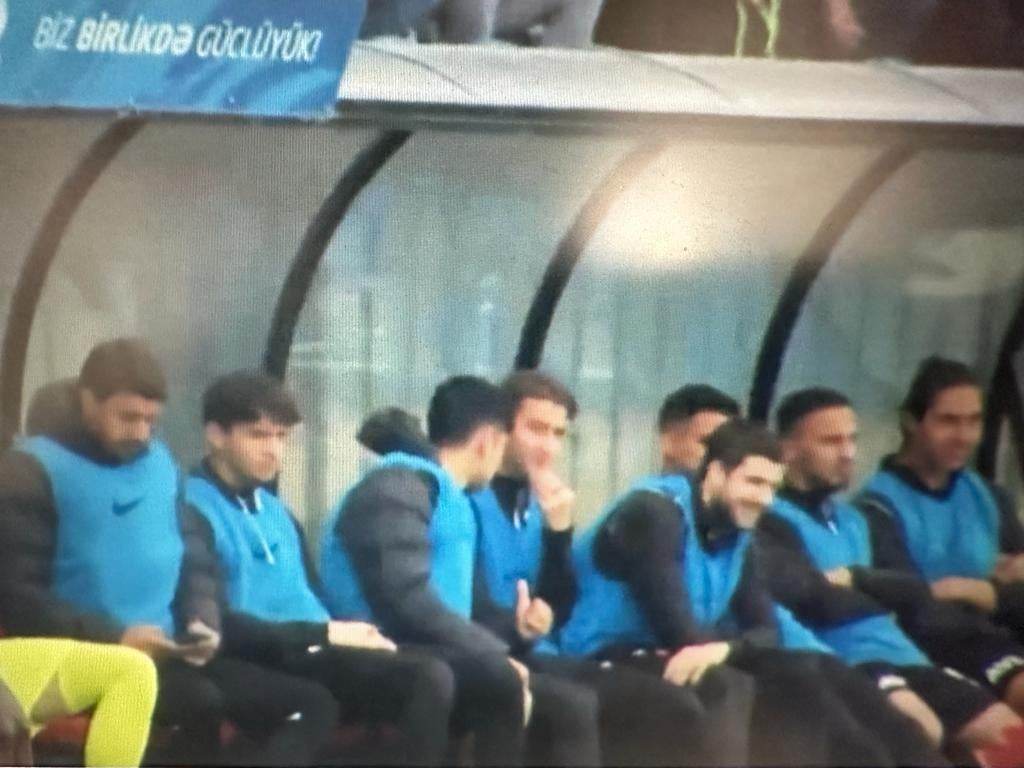 Futbolçusu "Neftiçi"yə və komanda yoldaşlarına böyük hörmətsizlik etdi!