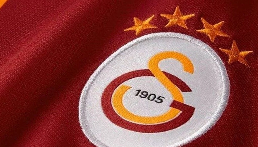 "Qalatasaray" əfsanəvi futbolçunun oğlunu transfer edir
