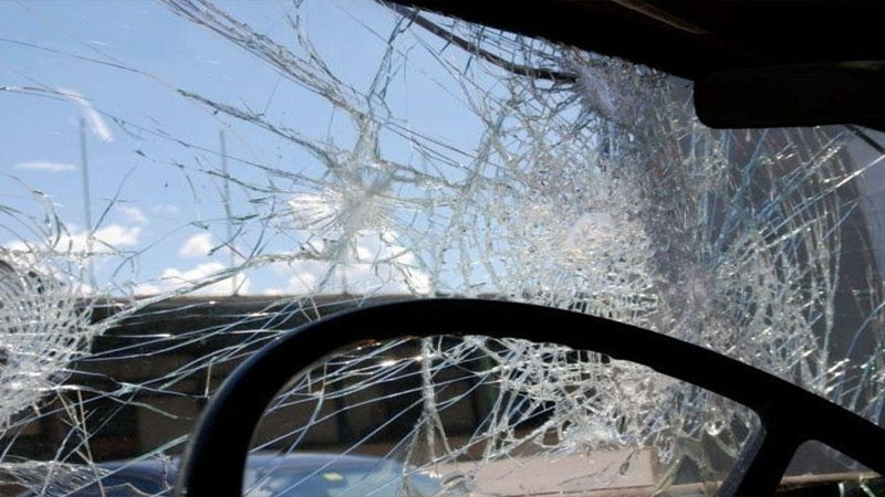 Ehtiyatda olan zabit yol qəzasında öldü (FOTO)