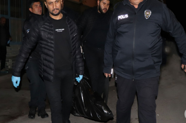 12 yaşlı qız sinif yoldaşını xüsusi amansızlıqla ÖLDÜRDÜ - FOTO