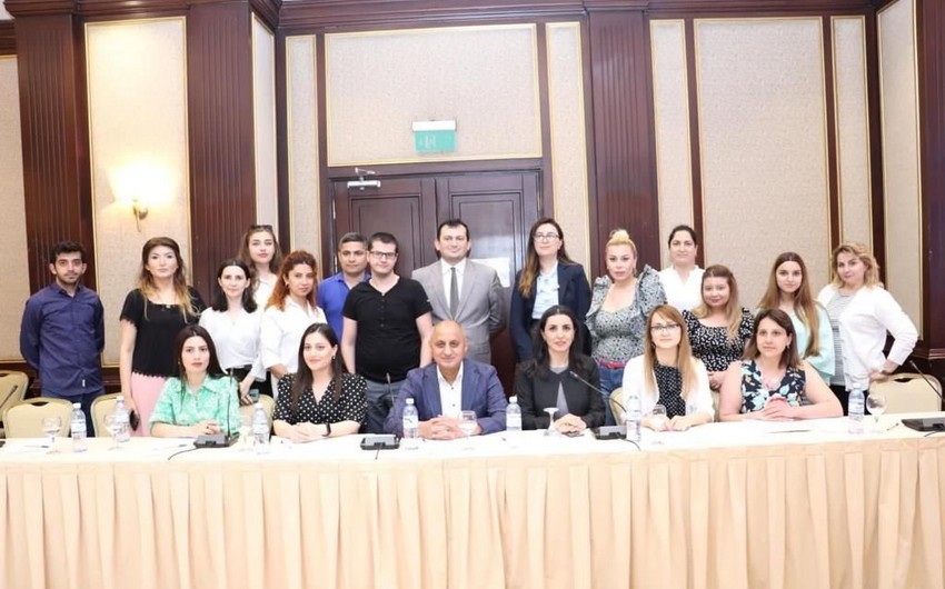“Mediada gender bərabərliyi və peşəkarlıq” mövzusunda təlim keçirilib