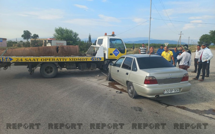 Xaçmazda iki avtomobil toqquşub, xəsarət alanlar var