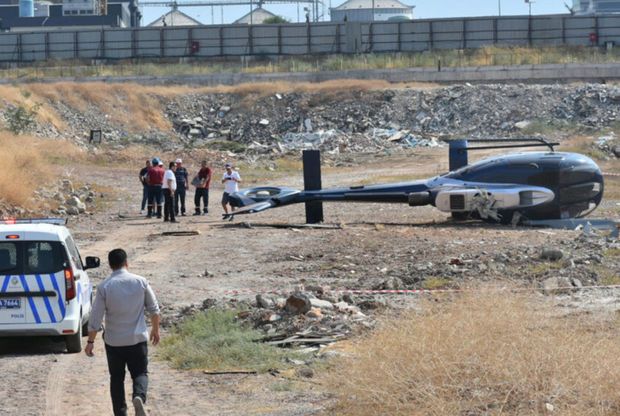 İzmirdə helikopter qəzaya uğrayıb, yaralılar var - FOTO/VİDEO