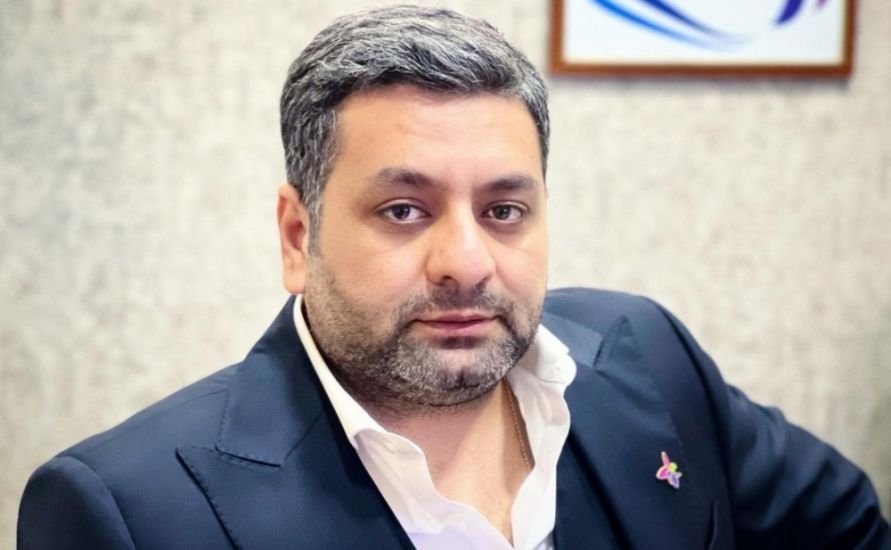 "Anama tapşırmışam ki, qohumlarıma nömrəmi verməsin"