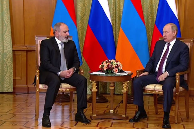Putin: “Üçtərəfli görüşdə hansısa razılaşmaların əldə ediləcəyinə ümidvaram” - VİDEO