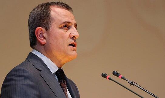 Ceyhun Bayramov səudiyyəli həmkarı ilə danışdı