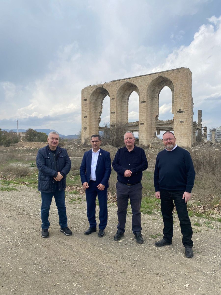 Böyük Britaniyanın partlament rəsmisi Ağdama səfər edib