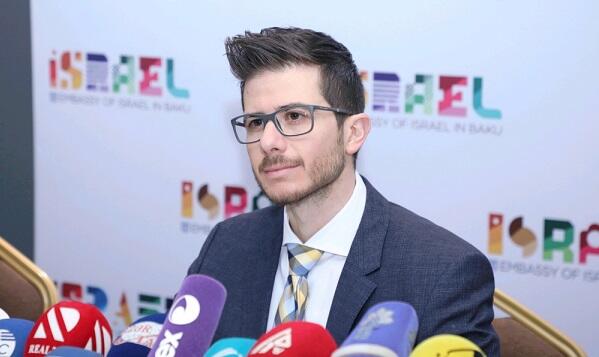 Bakıda sevilən Corc Dik ermənidir? - Video