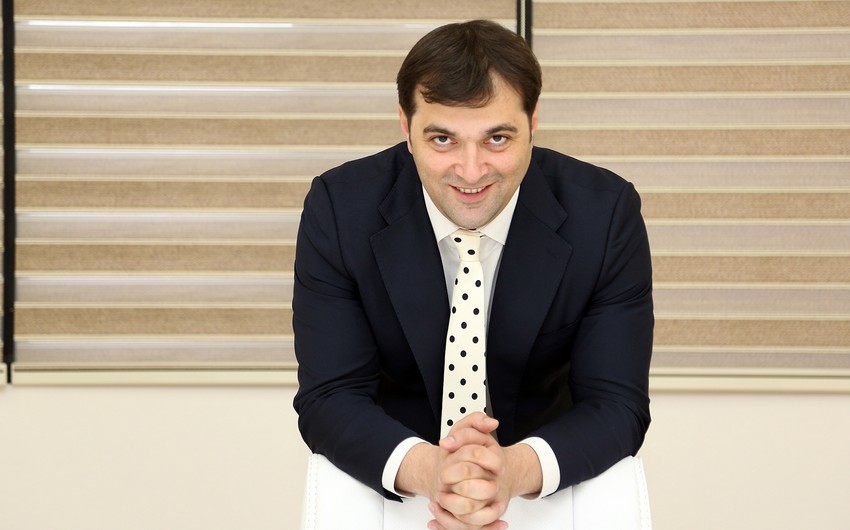 Emin Musaviyə “Əməkdar jurnalist” fəxri adı verilib
