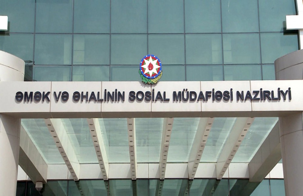 Qarabağ əlilinin  pensiyasını dələduzlarla bölən ƏƏSMN