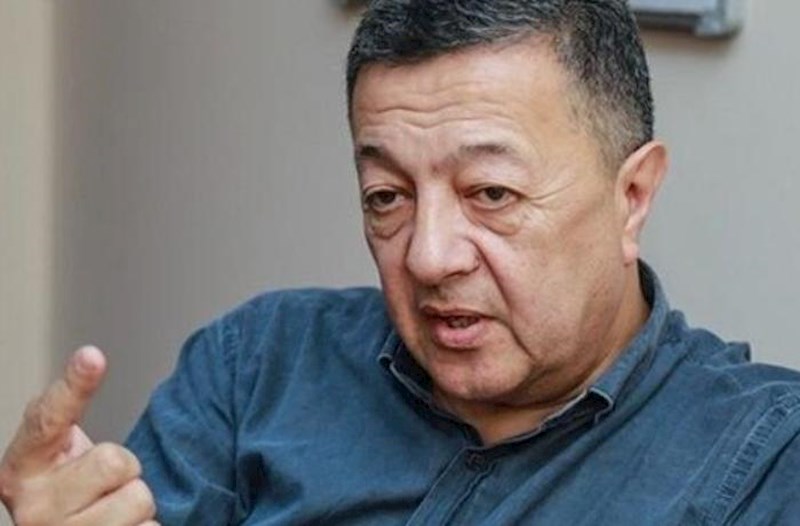 "Papaq atmaq namussuzluqdur" — Elçin Şıxlı