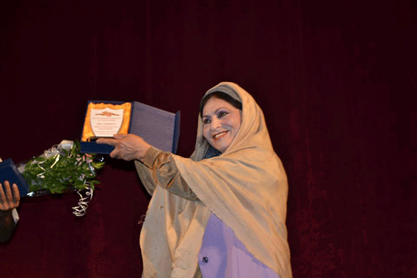 Teatrdan uzaqlaşdırılan xalq artisti: “Səhnənin yerini bilmirlər, amma...”