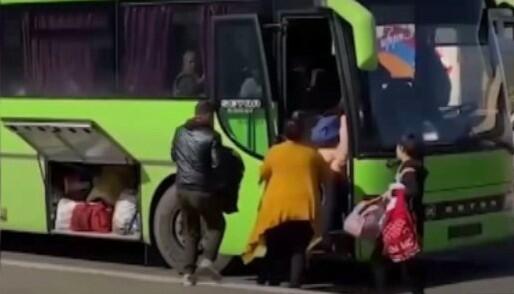 Laçında qalan ermənilər təxliyə edilir