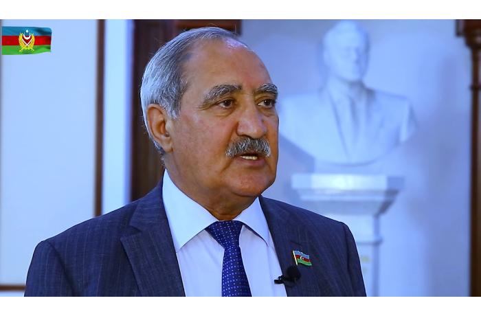 “Nə qədər demək olar ki, Fəzail Ağamalının boru zavodu yoxdur...”