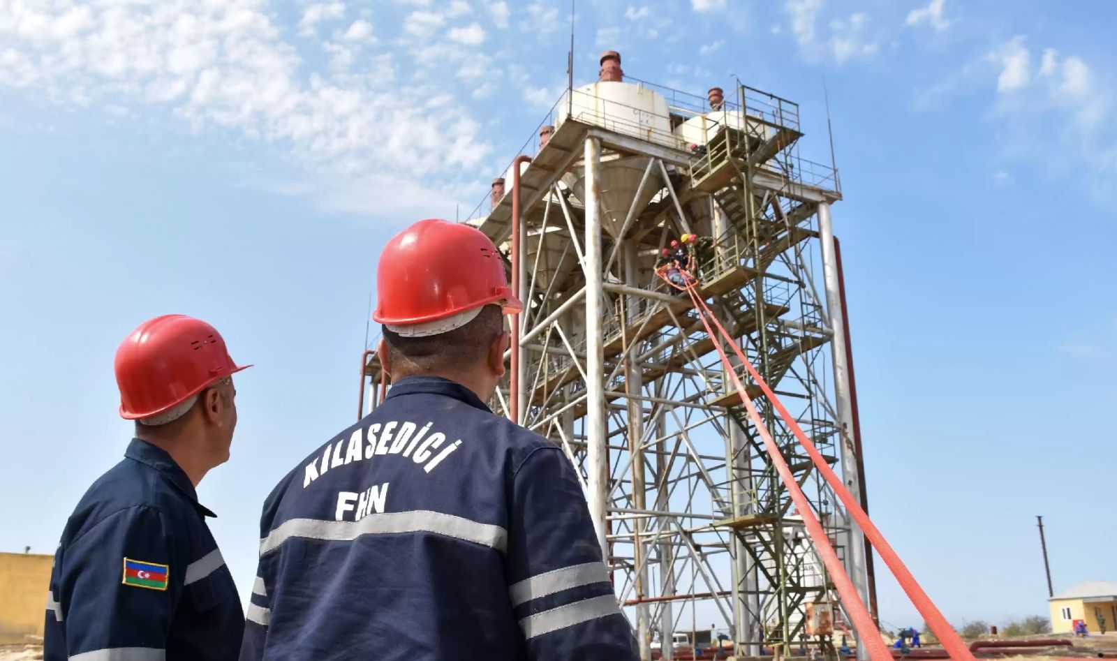 FHN “Abşeronneft” NQÇİ-də mülki müdafiə məşqi keçirib