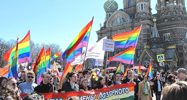 LGBT-ni təbliğ edən əcnəbilər Rusiyadan çıxarılacaq