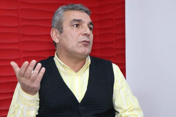 Natiq Cəfərli: “Hökumət təzə söz tapıb, qiymət artıb demir, dəyişib deyir”