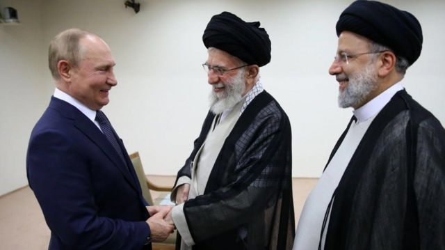 Xameneidən Putinə: "Nəyin bahasına olursa-olsun Zəngəzur dəhlizi açılmamalıdır"