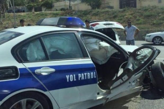 “Prius” YPX avtomobilinə ÇIRPILDI