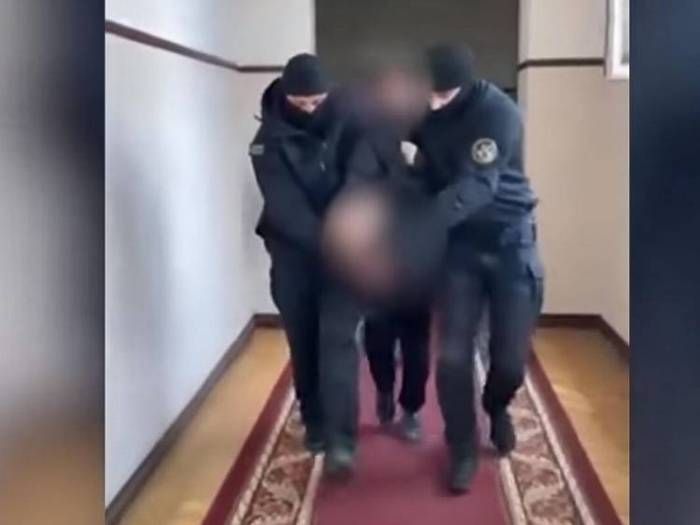 Ermənistanda iki hərbçi  HƏBS EDİLDİ