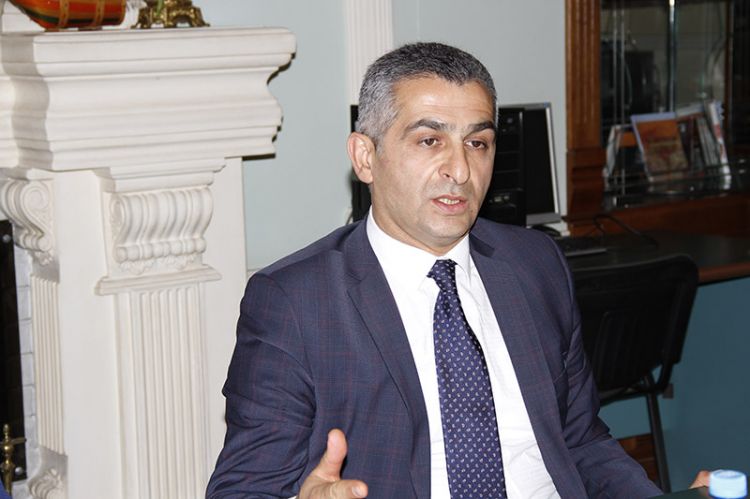 Kimsə müəllimə zəng edəcəksə, səhəri gün qırmızı kart alacaq?