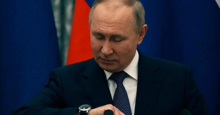 "Putin tapıldığı yerdə öldürüləcək" - Rusiyalı iqtisadçı