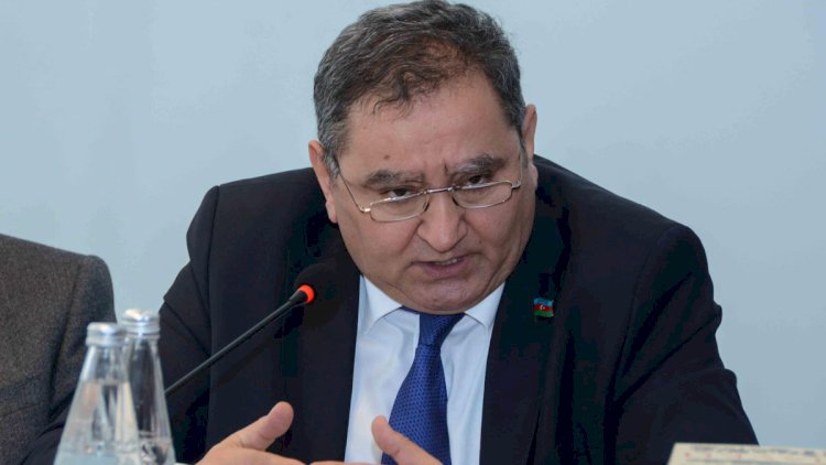 Azərbaycanda fənlərin adı necə dəyişməlidir? – Nazirin çıxışına reaksiya