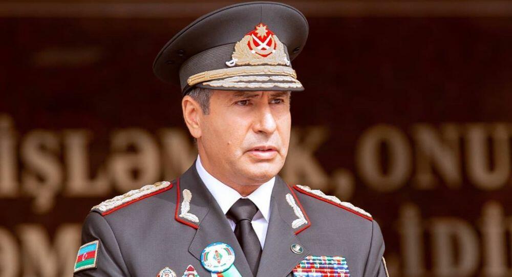 Nazir rəis müavinini işdən çıxartdı