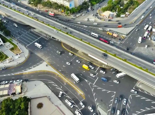 Sürücülərin nəzərinə: Sabah saat 08:00-dan saat 20:00–a qədər ...